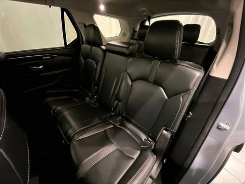 Used 2024 Honda Pilot Touring image 15