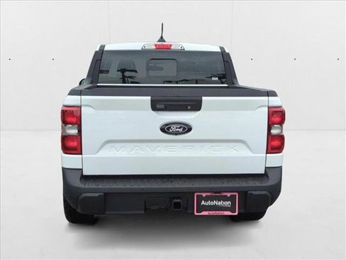 New 2025 Ford Maverick Lariat w/ 4K Tow Package image 8