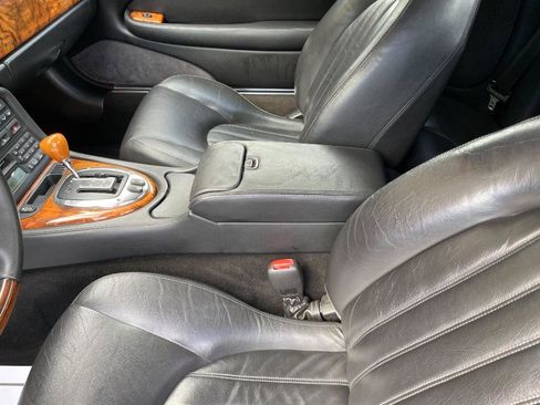 Used 2005 Jaguar XK8 Convertible image 25