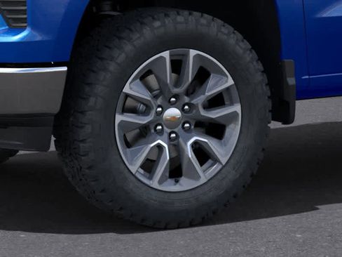 New 2025 Chevrolet Silverado 1500 LT image 9