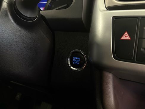 Used 2018 Toyota Highlander Limited w/ Protection Package #3 image 28