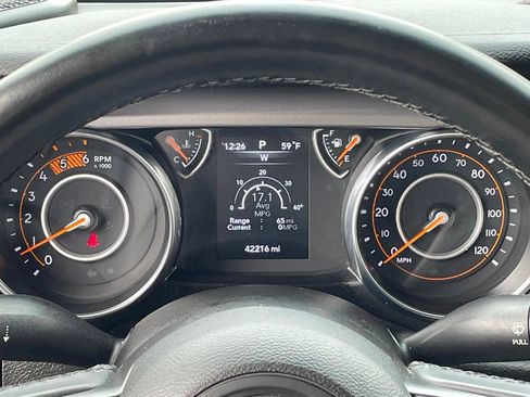 Used 2022 Jeep Gladiator Sport AWD/4WD image 26