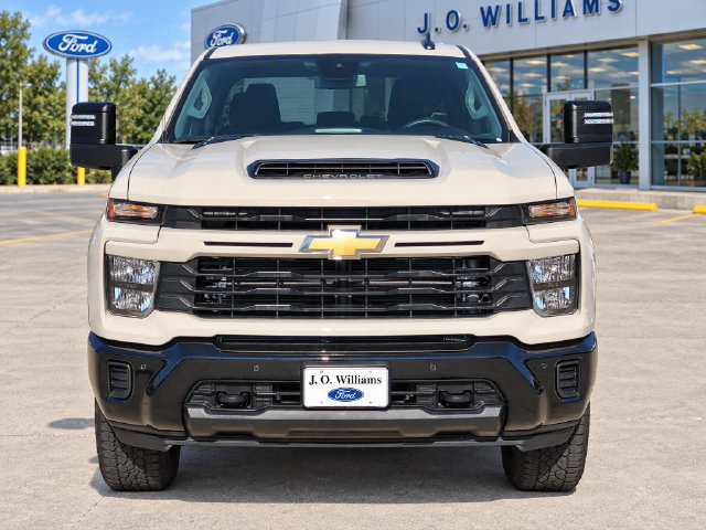 Used 2026 Chevrolet Silverado 2500 Custom w/ Custom Value Package AWD/4WD image 2