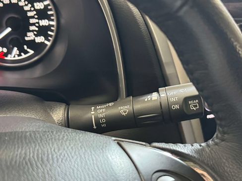 Used 2019 Nissan Murano SV AWD/4WD image 19