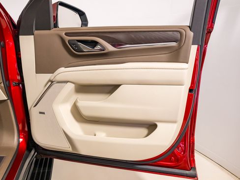 Used 2023 GMC Yukon Denali w/ Denali Reserve Package image 26