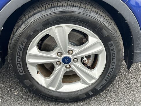 Used 2014 Ford Escape SE w/ Equipment Group 201A AWD/4WD image 9