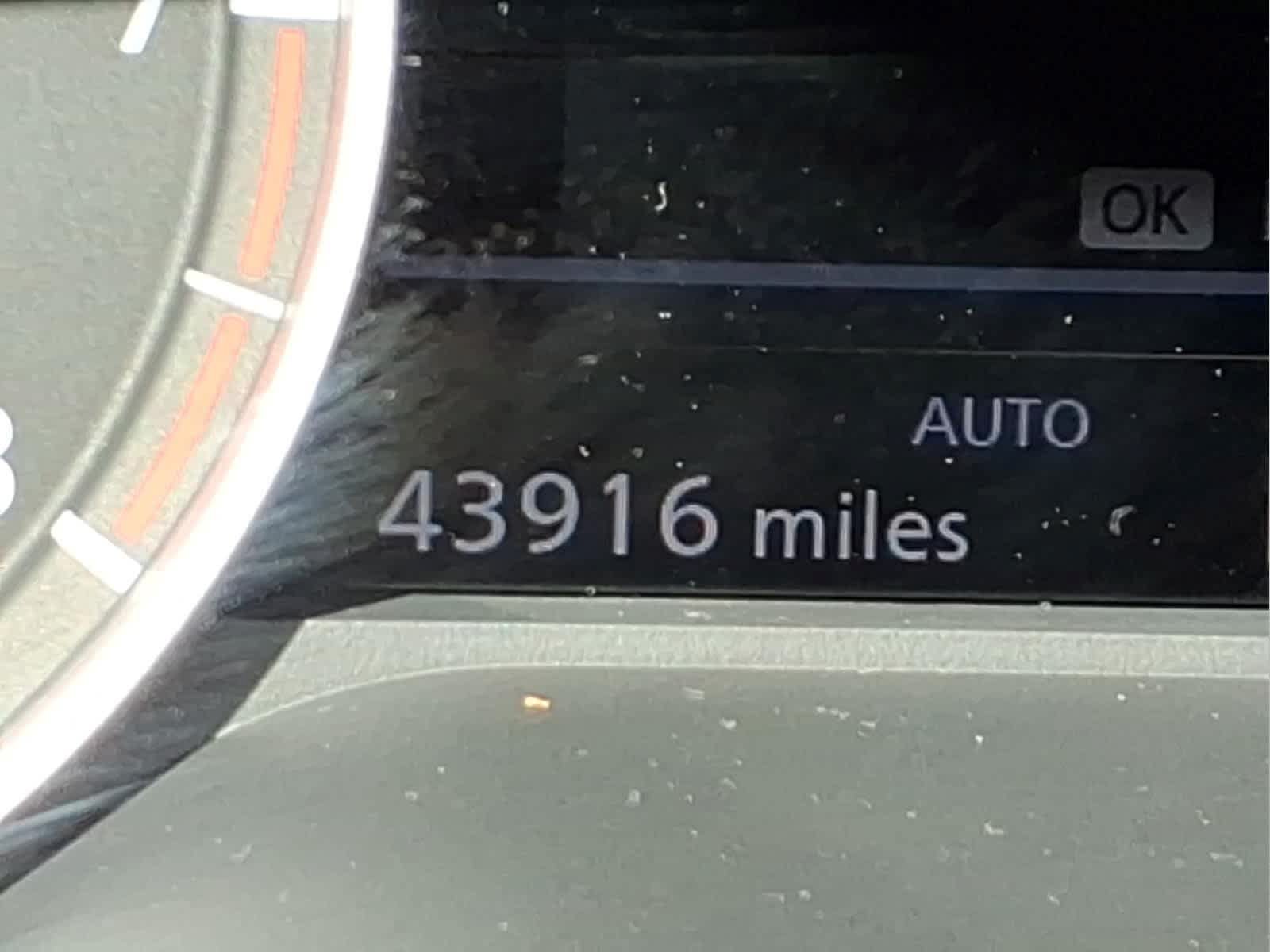 Used 2023 Nissan Rogue S AWD/4WD image 20