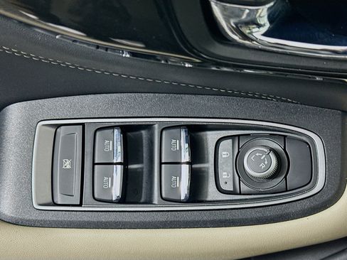 Used 2023 Subaru Outback Limited XT image 15