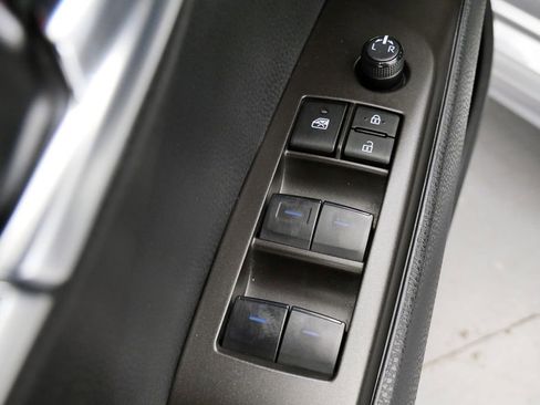 Used 2024 Toyota Camry SE FWD image 14