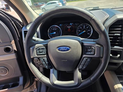 Used 2019 Ford Expedition XLT w/ Equipment Group 202A image 12