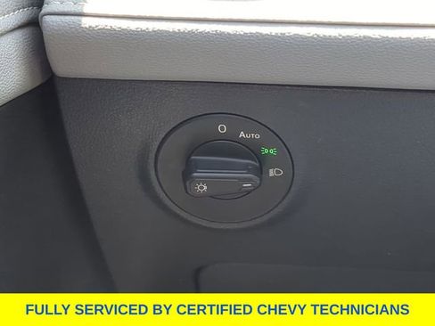 Used 2024 Volkswagen Taos SE FWD image 26