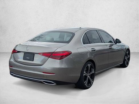 Used 2023 Mercedes-Benz C 300 Sedan image 5