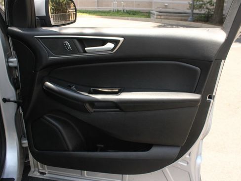 Used 2015 Ford Edge SEL w/ Equipment Group 201A AWD/4WD image 23