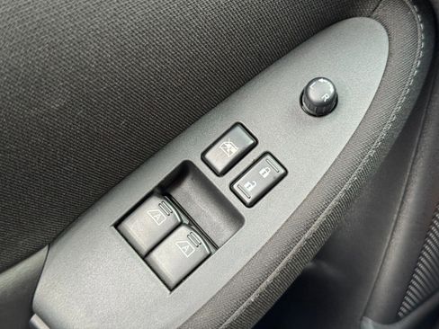 Used 2020 Nissan 370Z Coupe image 16