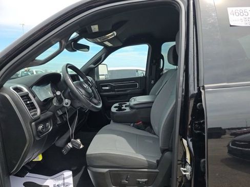 Used 2024 RAM 2500 Big Horn w/ Bed Utility Group AWD/4WD image 9