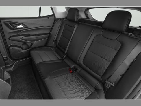 Used 2025 Chevrolet Trax LT FWD image 15