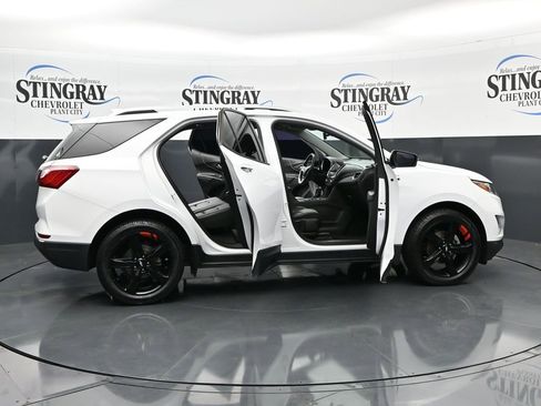 Used 2020 Chevrolet Equinox Premier w/ Premier Redline Edition image 27