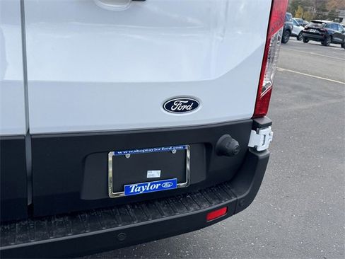 New 2026 Ford Transit 250 148 Medium Roof Extended AWD image 10
