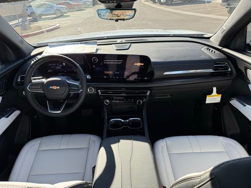 New 2026 Chevrolet Traverse High Country image 18