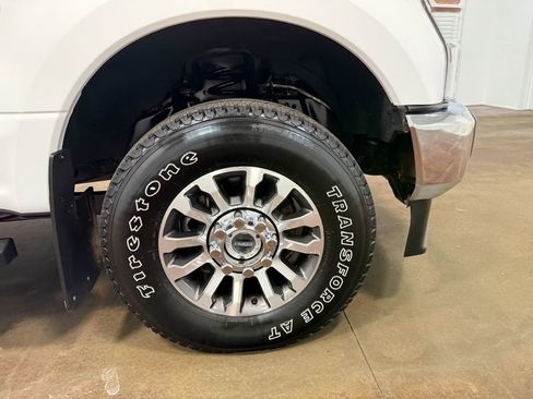 Used 2020 Ford F250 Lariat w/ FX4 Off-Road Package image 90