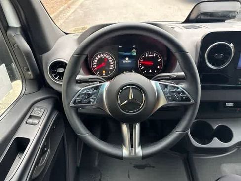 New 2025 Mercedes-Benz Sprinter 2500 image 20