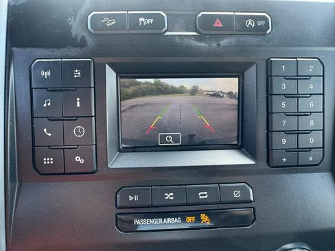 Used 2018 Ford F150 XLT w/ Equipment Group 301A Mid AWD/4WD image 32