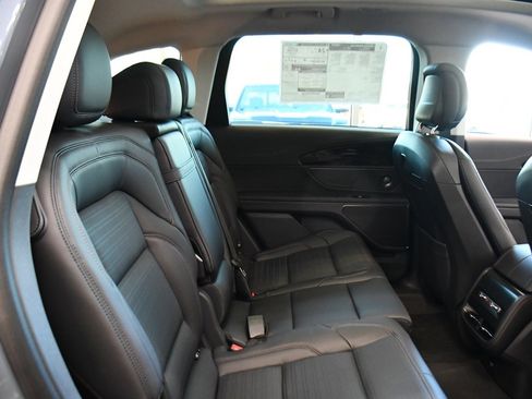 New 2026 Lincoln Nautilus Reserve image 18