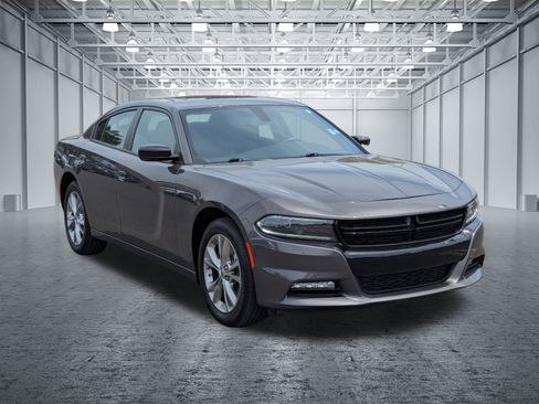 Used 2023 Dodge Charger SXT AWD/4WD image 7