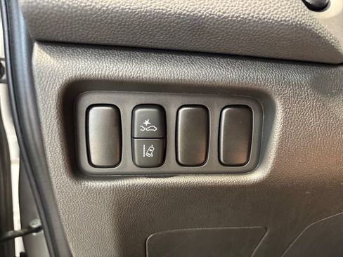 Used 2025 Mitsubishi Outlander Sport AWD image 13