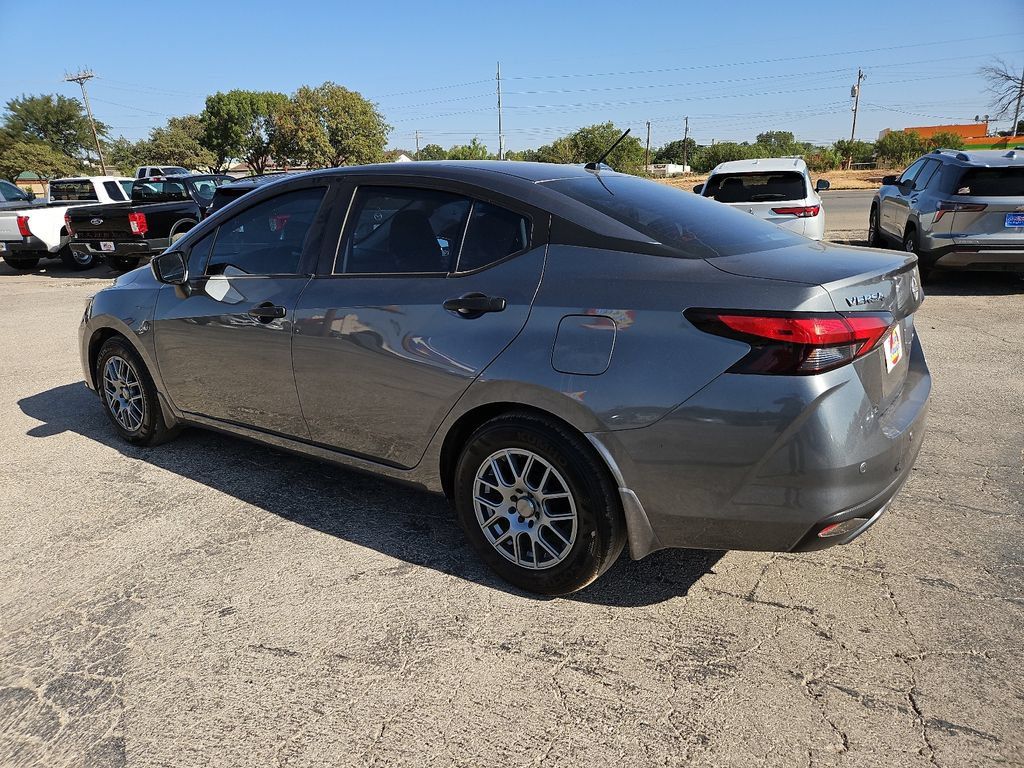 Used 2025 Nissan Versa S FWD image 7