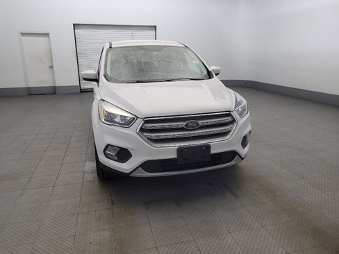 Used 2019 Ford Escape SE image 14