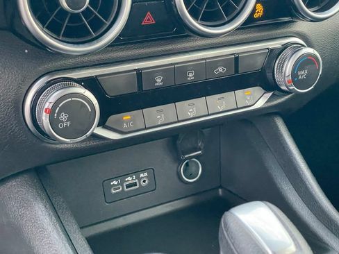 Certified 2023 Nissan Sentra SV FWD image 20