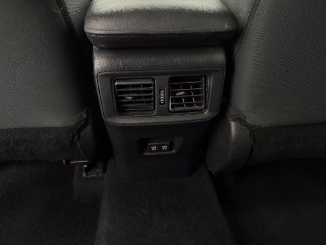 Used 2021 Toyota RAV4 XLE FWD image 32