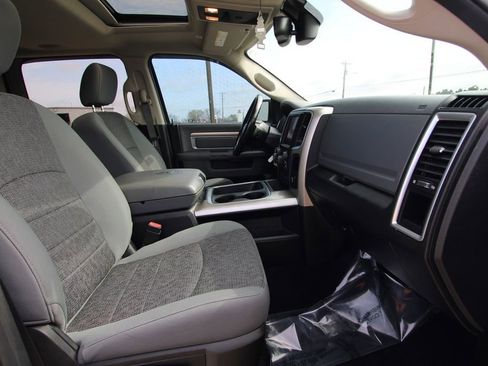 Used 2019 RAM 1500 Classic Warlock AWD/4WD image 9