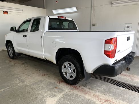 Used 2017 Toyota Tundra SR image 4
