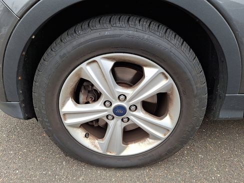 Used 2015 Ford Escape SE image 4