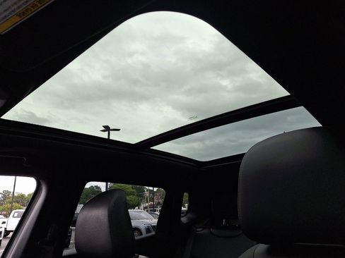 Used 2023 Jeep Compass High Altitude image 15