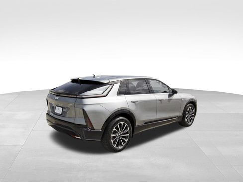 New 2026 Cadillac Lyriq Sport image 4