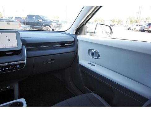 Used 2024 Hyundai Ioniq 5 SEL RWD image 13