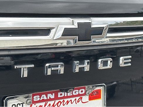 Used 2022 Chevrolet Tahoe LT w/ Luxury Package AWD/4WD image 15