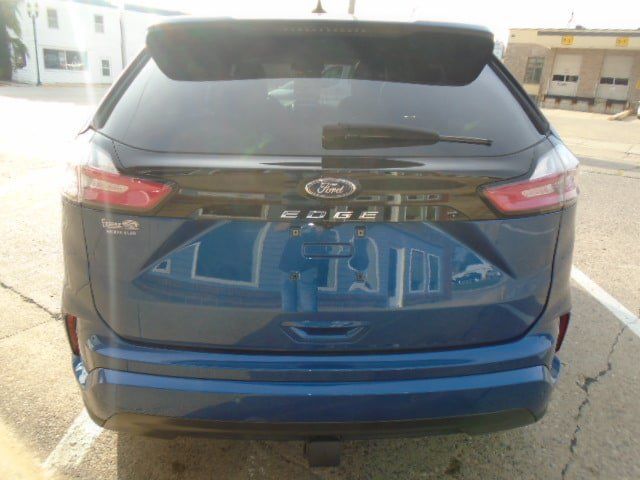 Used 2024 Ford Edge ST-Line w/ Class II Trailer Tow Package AWD/4WD image 9