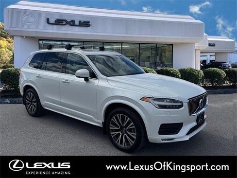 Used 2021 Volvo XC90 T5 Momentum w/ Climate Package image 7