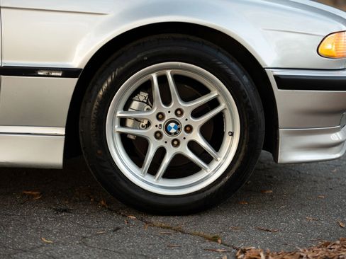 Used 2001 BMW 740i image 14