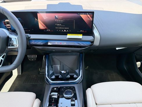 New 2026 BMW X3 xDrive30 w/ Premium Package AWD/4WD image 18