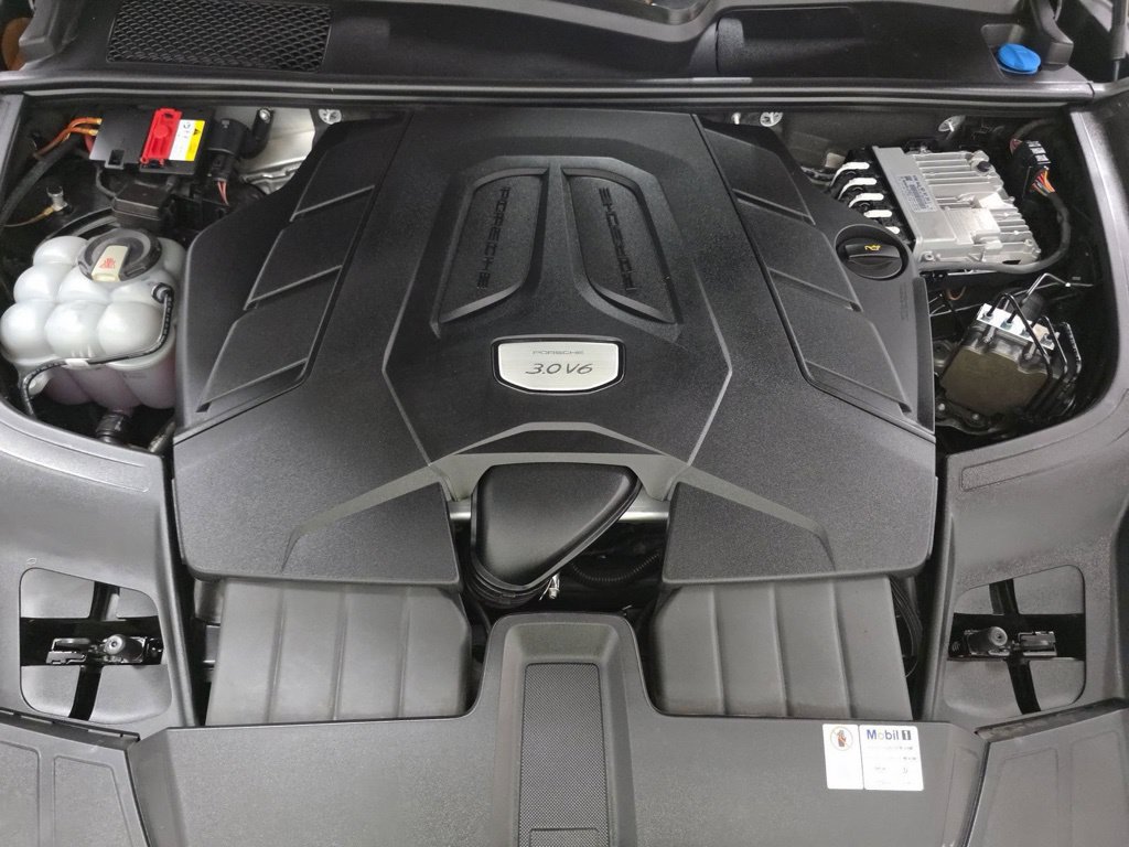 Used 2019 Porsche Cayenne AWD/4WD image 14