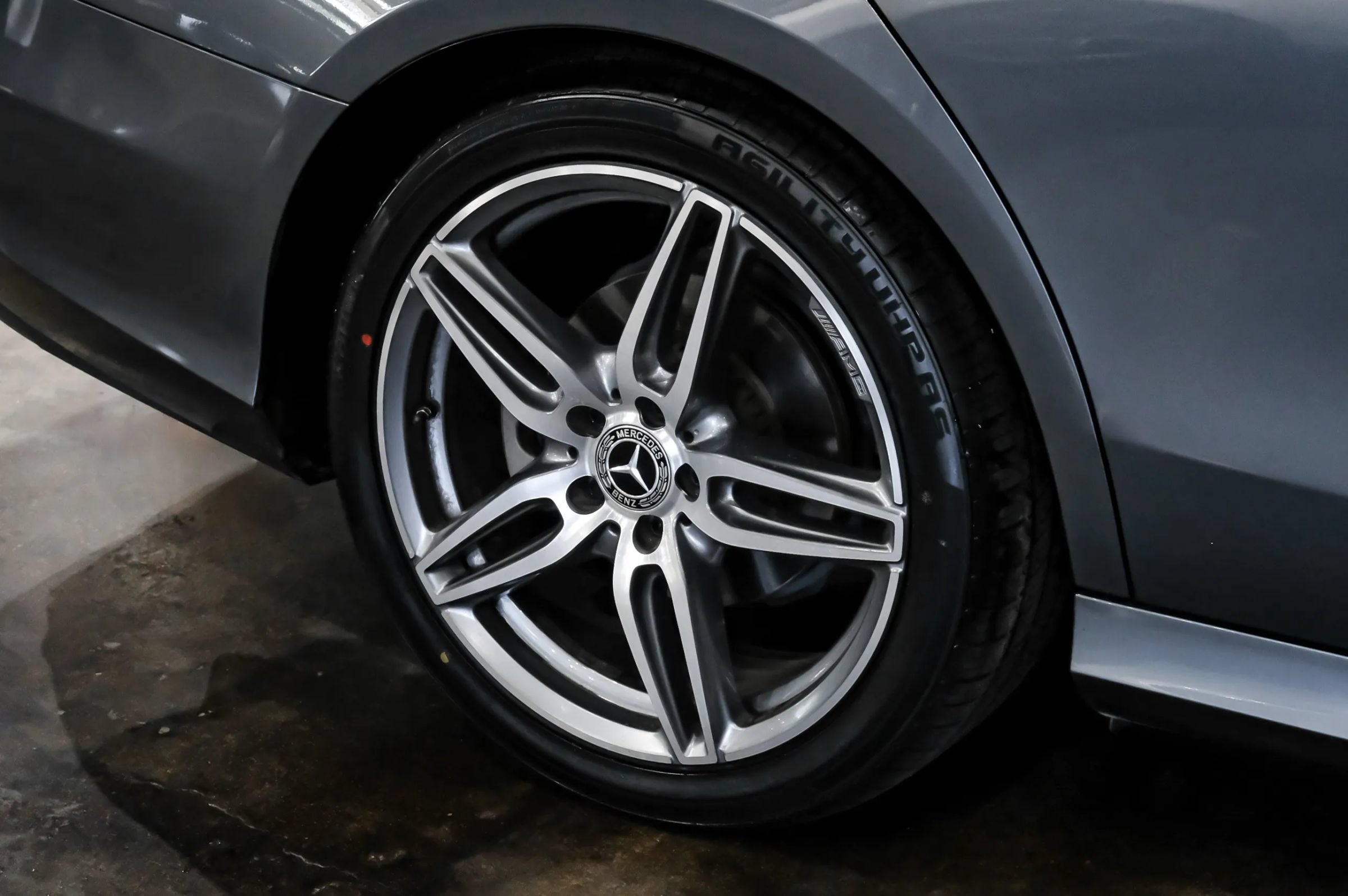 Used 2018 Mercedes-Benz E 300 image 55