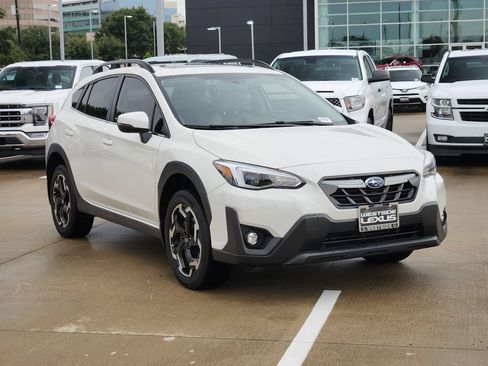 Used 2021 Subaru Crosstrek 2.5i Limited w/ Moonroof Package 2 AWD/4WD image 3