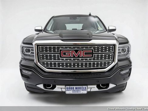 Used 2018 GMC Sierra 1500 Denali w/ Denali Ultimate Package AWD/4WD image 2