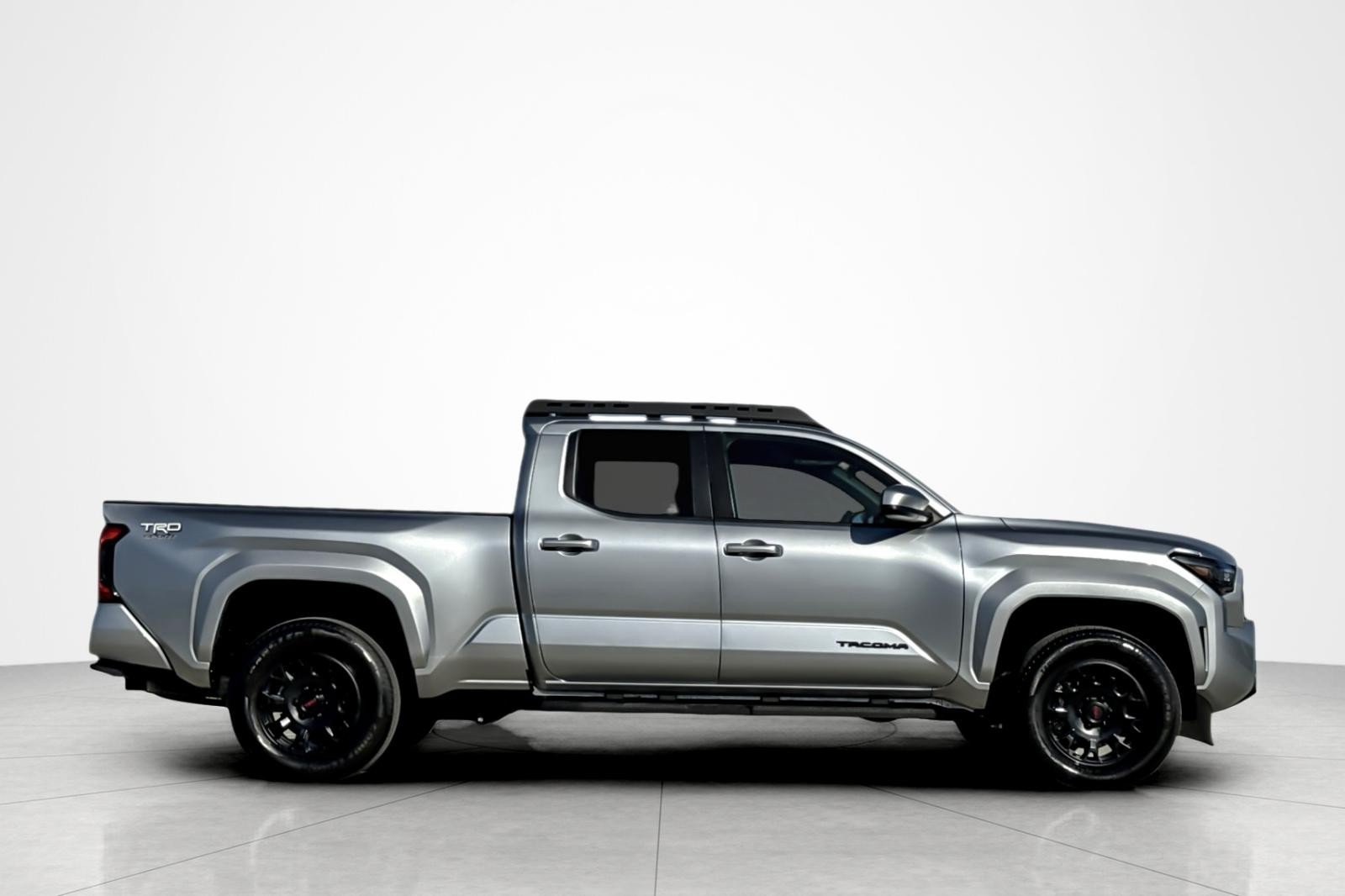 Certified 2025 Toyota Tacoma TRD Sport AWD/4WD image 6