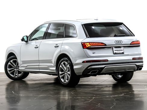Used 2025 Audi Q7 2.0T Premium w/ Convenience Package image 12